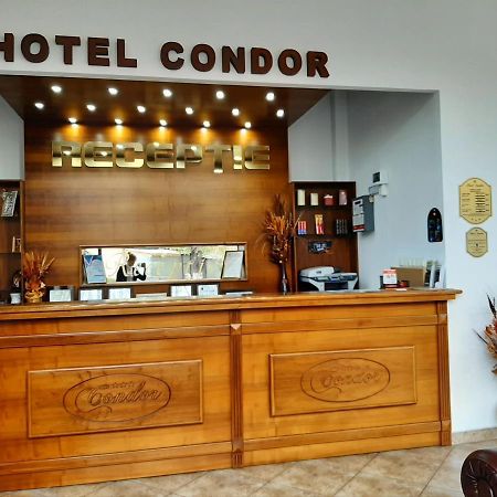 Hotel Condor โอราวิตซา ภายนอก รูปภาพ