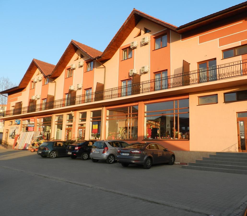 Hotel Condor โอราวิตซา ภายนอก รูปภาพ