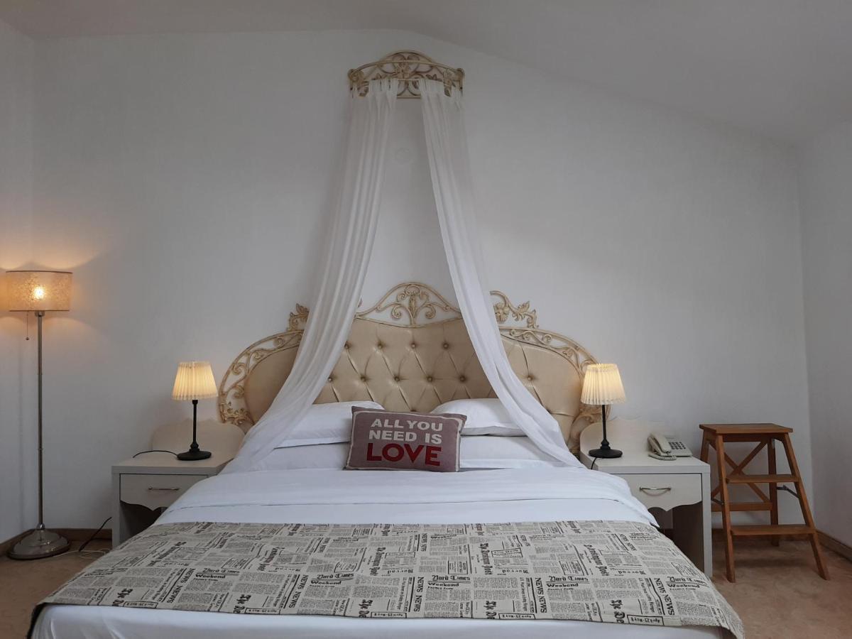 Hotel Condor โอราวิตซา ภายนอก รูปภาพ